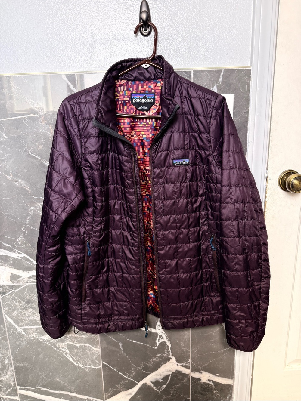 Patagonia nano puff jacket